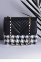 Shoulder Bag ChevronFlap - Black